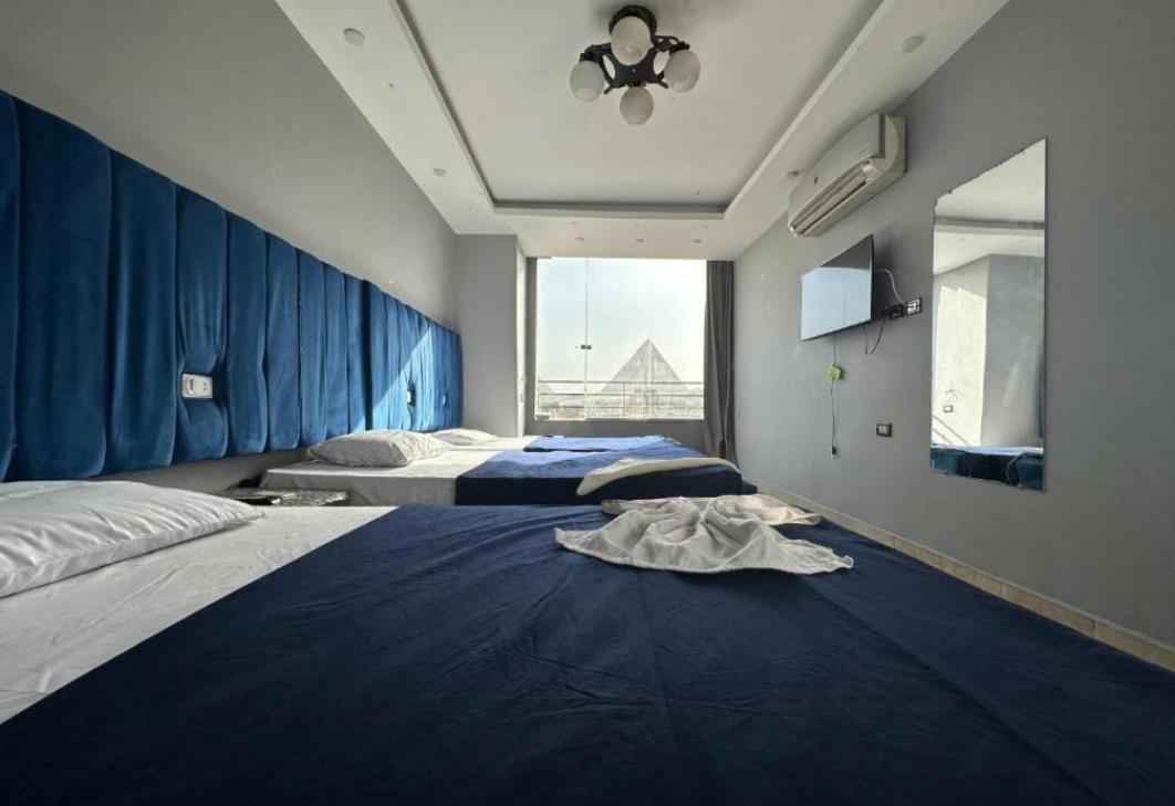Hotel Black Pyramids View